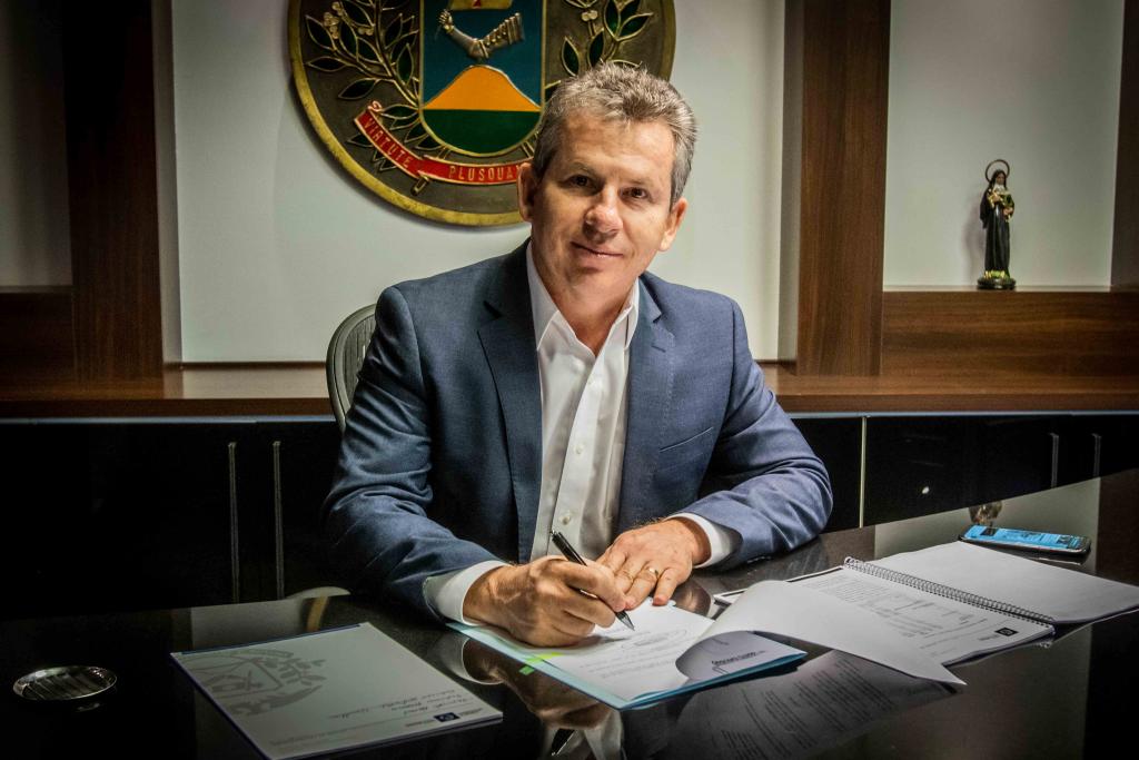 Governador divulga calendário de pagamento de salário e 13º aos servidores