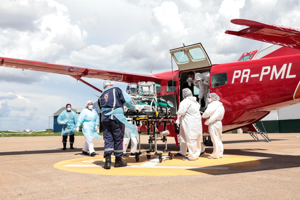 Dois pacientes de Rondônia chegam a MT e são internados na UTI do Hospital Estadual Santa Casa