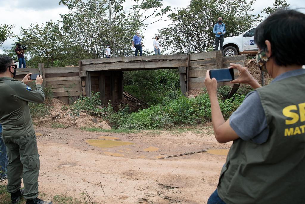 Estado vistoria Baía de Chacororé e identifica intervenções para mitigar seca