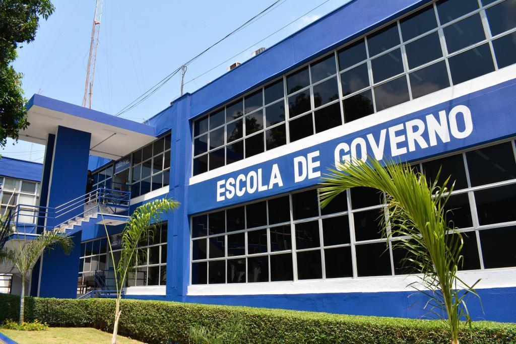 Inscrições para curso de Inglês para gestores começam nesta terça-feira (12)