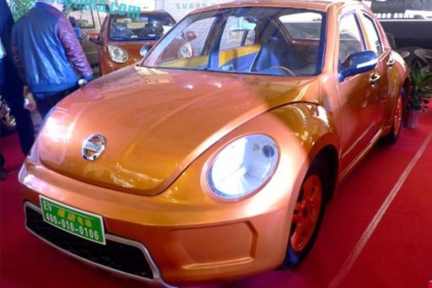 VW: Quando os chineses clonaram o Fusca e com quatro portas!
