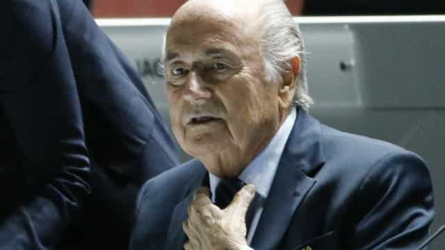 Filha conta luta de Blatter contra covid e período de coma induzido após cirurgia