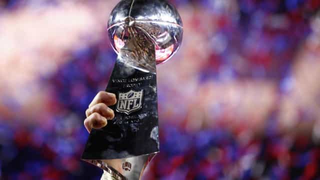 Após 37 anos, Budweiser desiste do Super Bowl para apoiar vacinação contra covid