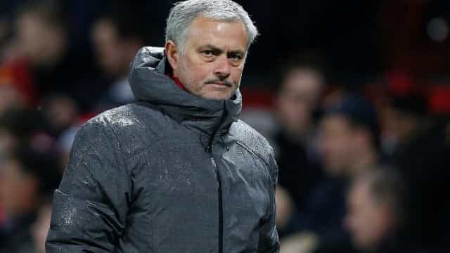 Jose Mourinho critica Chelsea por causa da demissão de Frank Lampard