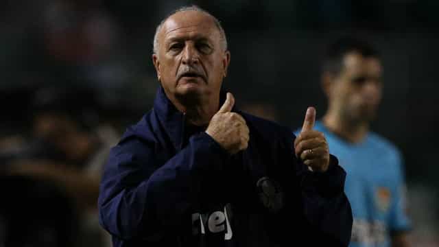 "Vou pensar se saio ou se fico", diz Felipão após livrar Cruzeiro da Série C