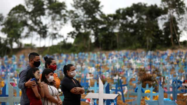Mortes causadas pela covid-19 aumentam 7%, registra boletim da Saúde