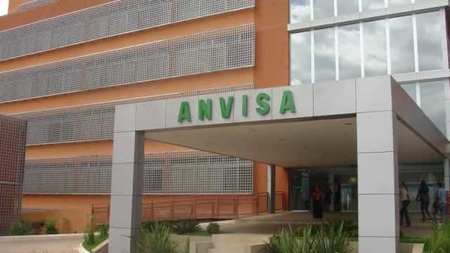 Começa reunião da Anvisa para decidir sobre uso emergencial de vacinas no Brasil
