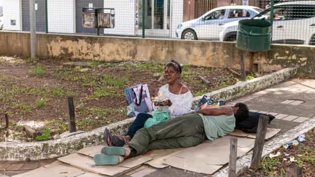 Pobreza extrema no Brasil é maior em janeiro do que no começo da década passada