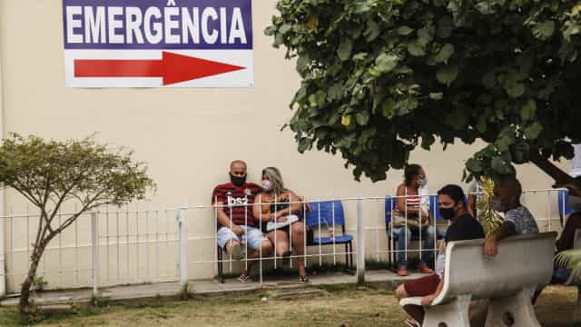Governo de SP inicia vacinação contra coronavírus no interior