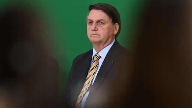 Governo é favorável à importação privada de vacinas, diz Bolsonaro