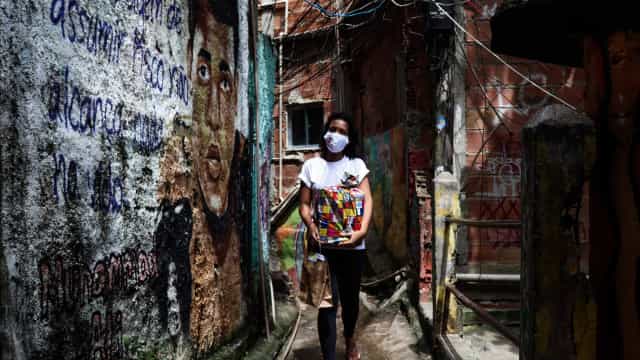 RJ ultrapassa meio milhão de contaminados pelo covid-19