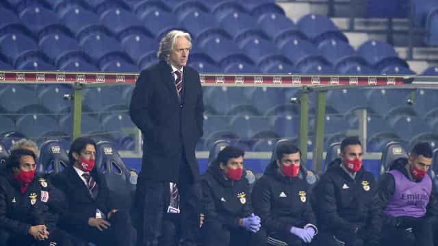Covid-19: Benfica diz que jogará Taça de Portugal mesmo após surto