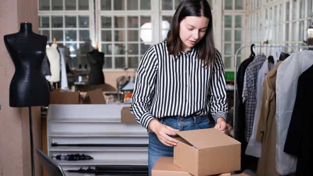 Alfaiates e estilistas passam a atender por vídeo e escanear clientes