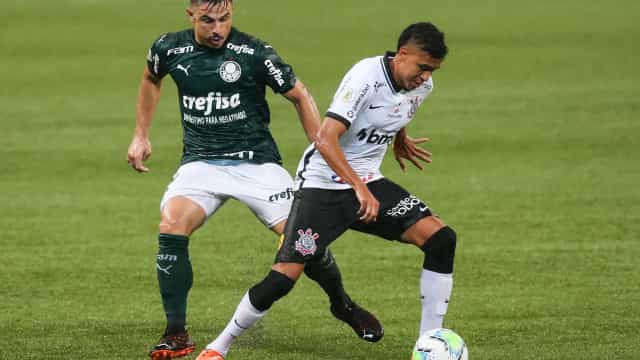 Torção no joelho deve interromper rara sequência de jogos do corintiano Jemerson