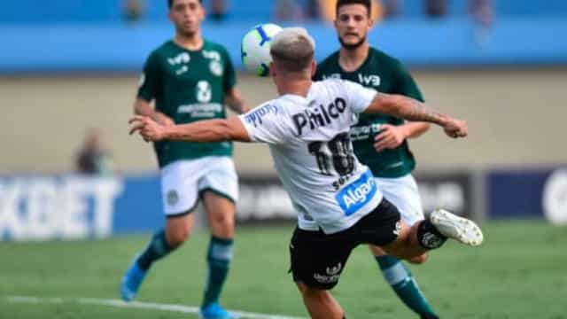 Goiás enfrenta o Santos para sair da zona do rebaixamento do Brasileiro