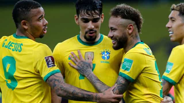 Brasil fecha 2021 com Vini Jr e Paquetá em alta e Gabriel Jesus em branco