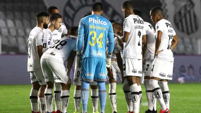 Santos tenta quebrar tabu contra o Fortaleza para cravar permanência na Série A
