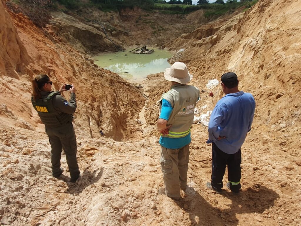 Operação contra garimpo ilegal aplica R$ 1 milhão em multas em municípios do norte de Mato Grosso