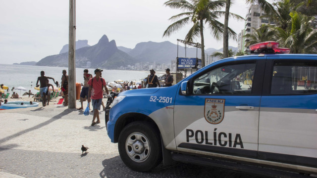 Criança de 4 anos morre em incêndio dentro de casa no Rio de Janeiro