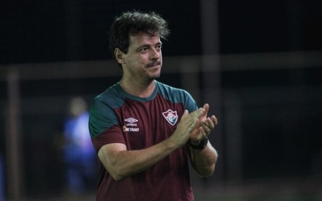Auxiliar de Fernando Diniz compara técnico do Fluminense com
Cruyff