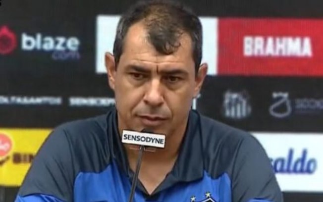 Santos: Para Carille arbitragem não interferiu no resultado