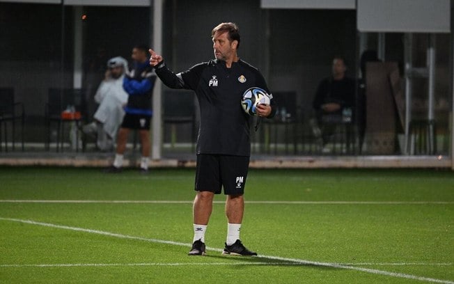 Além de Setién, Botafogo conversa também com o técnico Pedro Martins