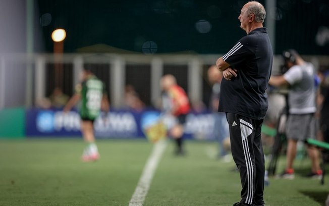 “Tenho que adaptar o Scarpa ao meu time”, afirma Felipão após classificação do Atlético-MG