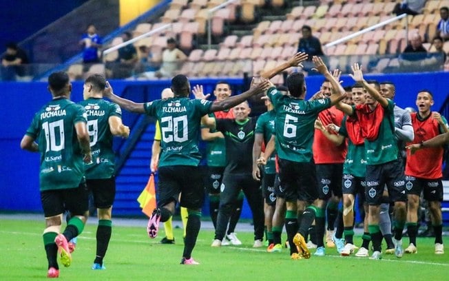 Manaus vence Parintins e conquista o segundo turno do Campeonato Amazonense