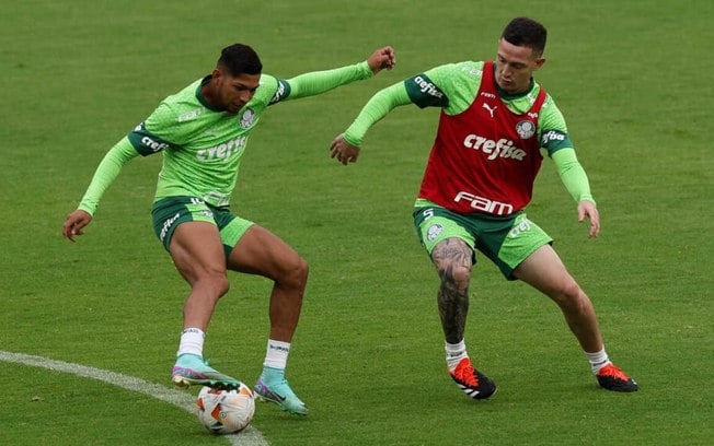 Palmeiras treina em Quito para jogo importante na Libertadores