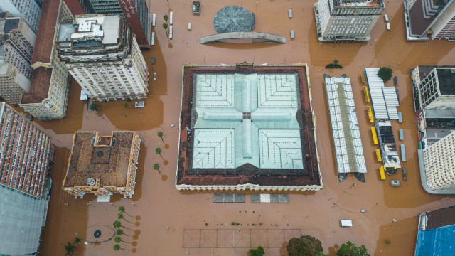 Nível recorde do Guaíba coloca Porto Alegre em alerta de ‘inundação severa’