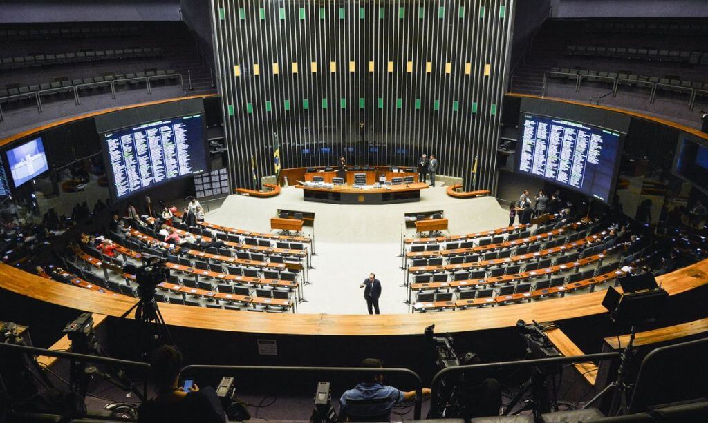 Câmara dos Deputados aprova texto-base que regulamenta a reforma tributária