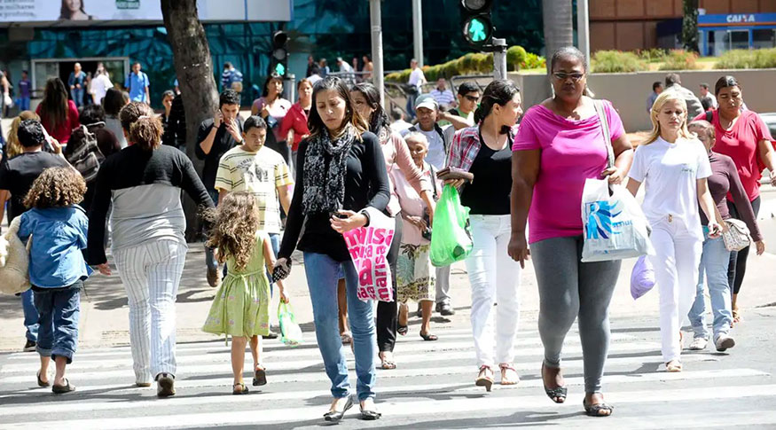 2024: Brasil tem 212,6 milhões de habitantes, revela IBGE